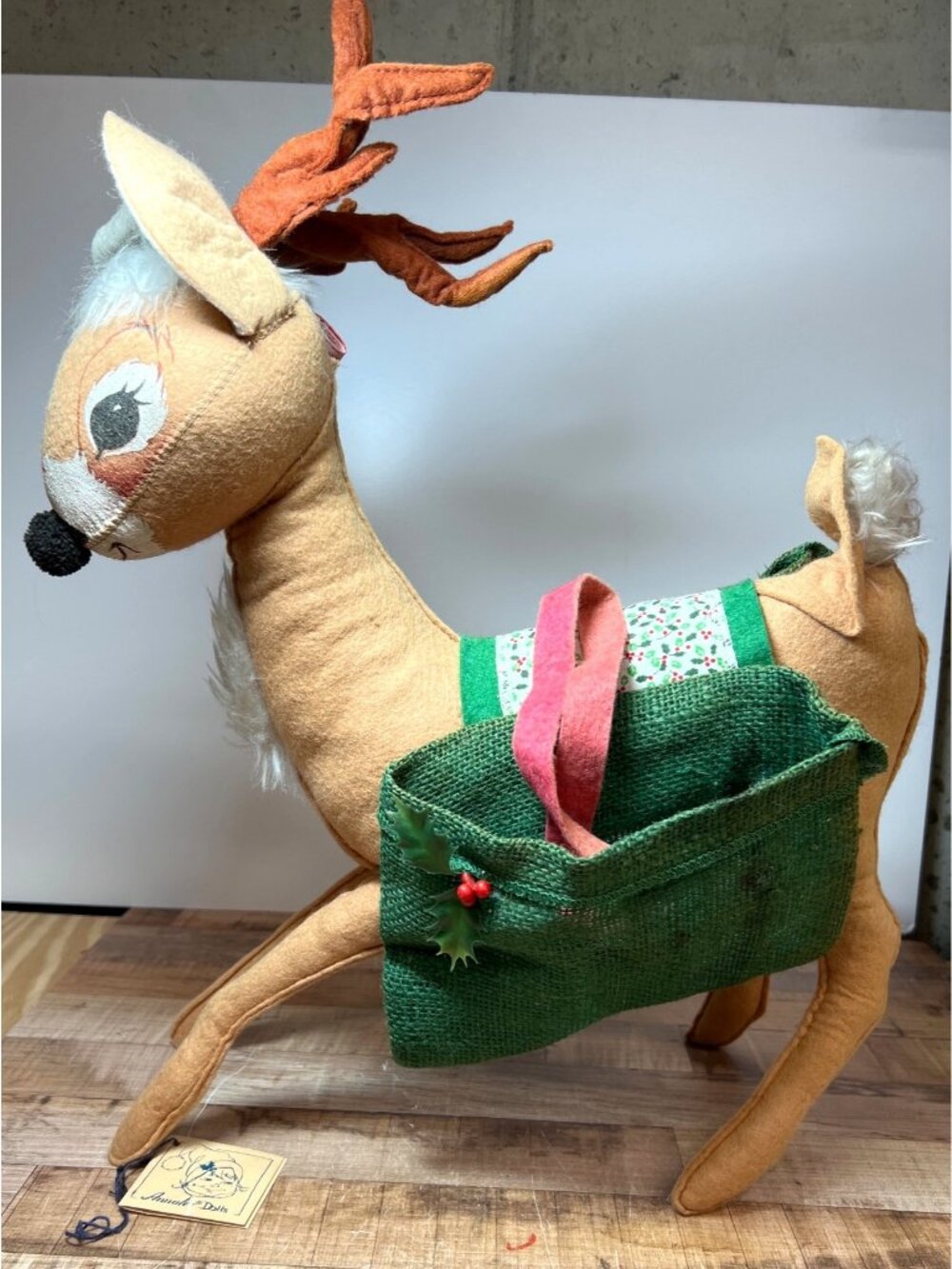 Vintage Annalee Mobilitee Christmas Reindeer Doll With Green Burlap Bag & Holly